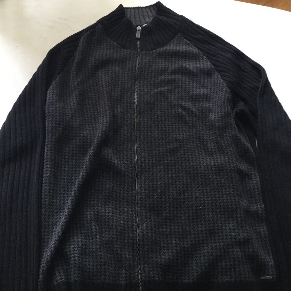 Men’s sweater